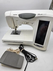 Brother Disney ULT2003D Pacesetter Disney máquina de bordar y coser ¡LEER! - Imagen 1 de 12