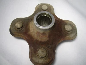 93 YAMAHA BIG BEAR YFM350FWE YFM350 RIGHT REAR WHEEL COLLAR - Picture 1 of 6