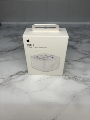 Apple Genuine MUVT3B/A 20W USB-C Power Adapter Foldable UK Plug - White A - Image 1 of 4