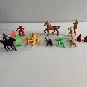Juguetes de plástico vintage de vaqueros e indios Marx Tim-Mee... - Imagen 1 de 10