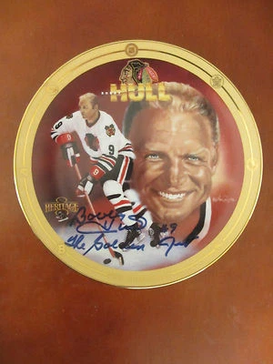 Vintage Heritage Legends of Hockey Bobby Hull The Golden Jet Autographed  Plate - Image 1 of 3