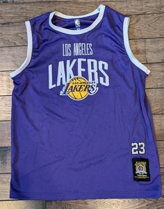 NBA Youth  LA Lakers LeBron James #23 Jersey Basketball Purple/White Sz 18 20 - Picture 1 of 5