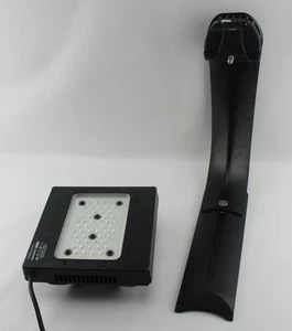 Salt Water Fish Tank Light Radiaon XR15 G5 Pro Light With Bracket - Picture 1 of 3