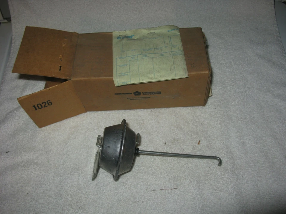 NOS Mopar 1979-81 Full Size Fresh Air Actuator - Image 1 of 1
