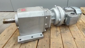 Bonfiglioli Riduttori BN71A4 Three Phase Motor I C313PP71 Gearbox - Picture 1 of 11