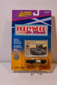 1998 Johnny Lightning Hollywood On Wheels-The Blues Brothers - Picture 1 of 3