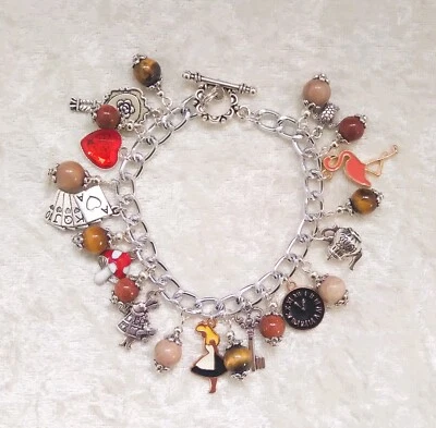 Alice In Wonderland, GoldStone, Rhodochrosite & Tigers Eye Bead, Charm Bracelet. Foto 1 de 4