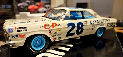 1965 Fred Lorenzens #28 Autographed University of Racing 1/24 Nascar - Image 1 of 4
