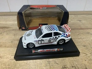 burago BMW M3 1993 1/24 Die-cast Model With Box - Picture 1 of 4