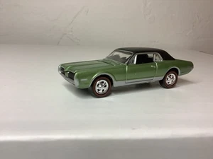 JOHNNY LIGHTNING 1968 MERCURY COUGAR 1/64 loose - Picture 1 of 4