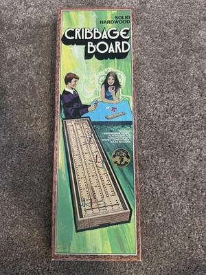 Vintage 1972 PLEASANTIME Two Lane CRIBBAGE BOARD No. 715 Hardwood with Box - Image 1 of 4