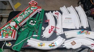 Vintage 1993 MICKEYS SKI SLOPE - Mr Christmas Tree Ski Lift WORKS GREAT See Desc - Picture 1 of 24
