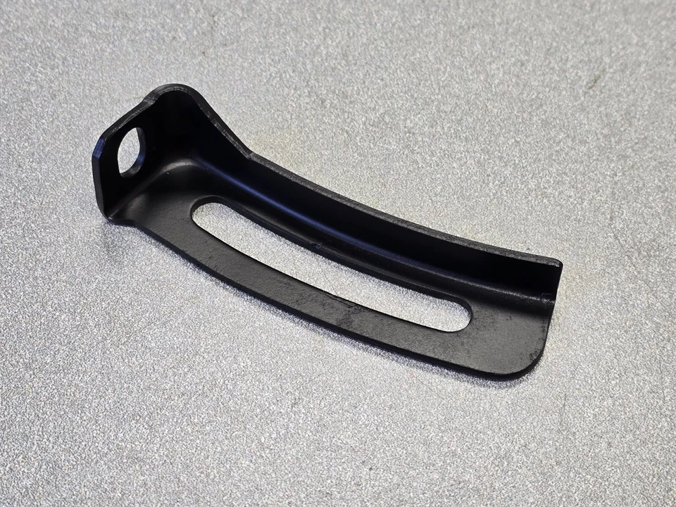 MUY BONITO SOPORTE DE MONTAJE ALTERNADOR ORIGINAL GENUINO PORSCHE 914 912E NLA #1 Foto 1 de 3