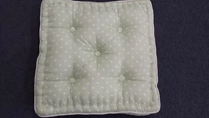 Spotted Mattress Cushion - Picture 1 of 3