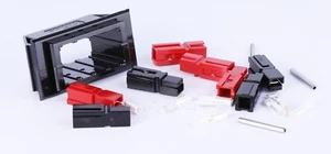 Montaje de chasis Anderson Power 1470G3 para 4 juegos de polos de potencia con 8 conductores - Imagen 1 de 1