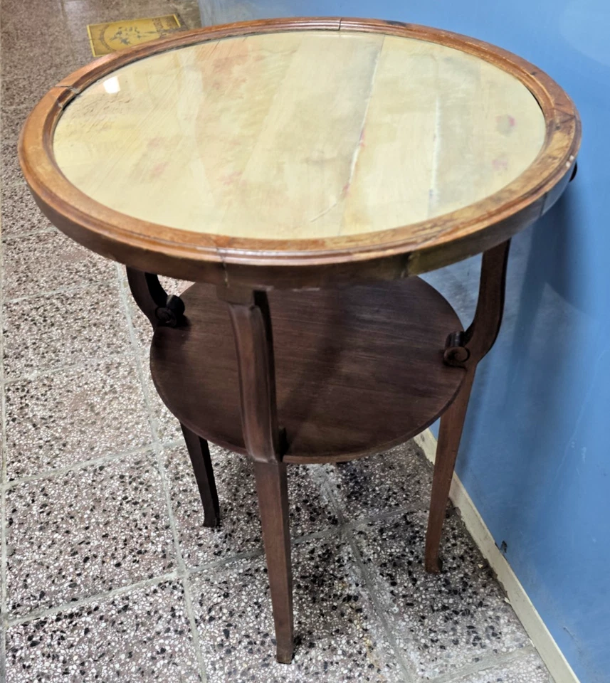 Antique 1918 Round Side Table with 4 Feet in Original Condition - Image 1 of 4