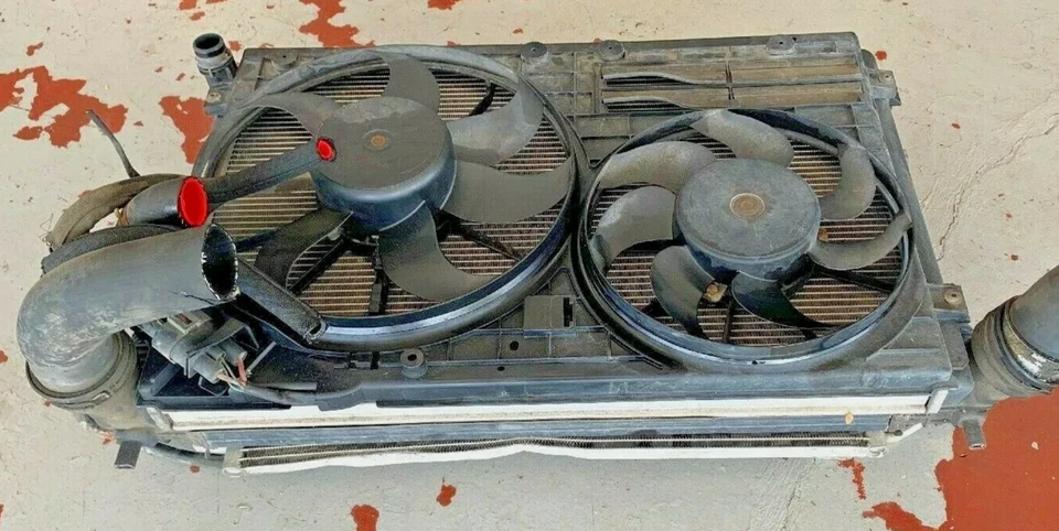VOLKSWAGEN PASSAT 2006-2008 2,0 L RADIADOR CONDENSADOR VENTILADOR REFRIGERACIÓN ENFRIADOR DE ACEITE Foto 1 de 4