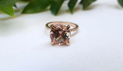 Anillo de compromiso solitario de oro rosa sólido de 14 k con morganita natural y diamantes de 0,9 quilates Foto 1 de 4
