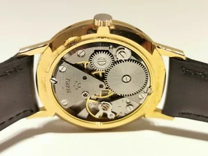 VINTAGE RARE GOLD PLATED MEN'S MECHANICAL WATCH"RAKETA"/FACTORY CARVED MOVEMENT - Picture 1 of 10