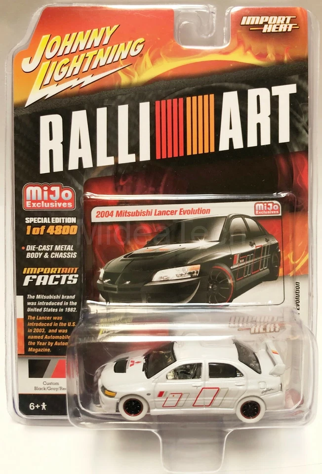 Coche de persecución modelo Johnny Lightning RalliArt 2004 Mitsubishi Lancer Evolution 1/64 Foto 1 de 1
