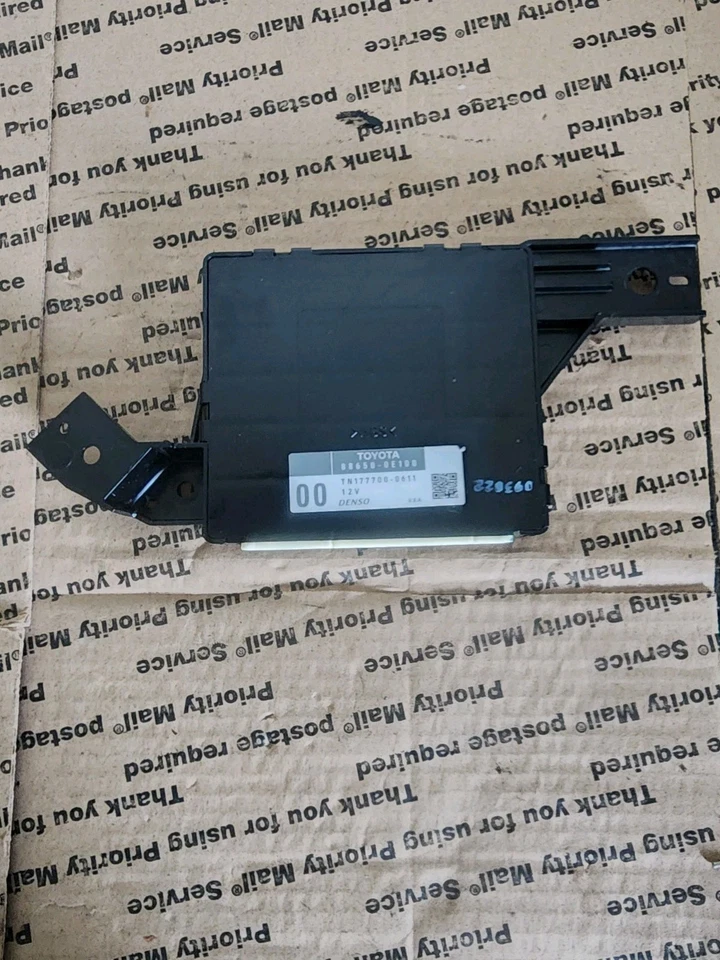 Módulo de controle amplificador CA 2010-2013 Toyota Highlander HVAC OEM 88650-0E100 - Imagem 1 de 4