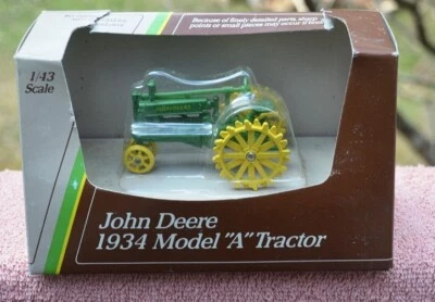 NEW SEALED ERTL JOHN DEERE 1934 MODEL "A"TRACTOR 1/43 SCALE DIE CAST - Image 1 of 3
