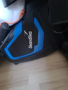 Verkaufe Rudergerät und Ganzkörper Vibrationsplatte - Bild 1 von 1