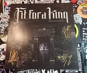 Descendants von FIT FOR A KING signiert handsigniert blau mit schwarzen Splat Vinyl LP - Bild 1 von 3