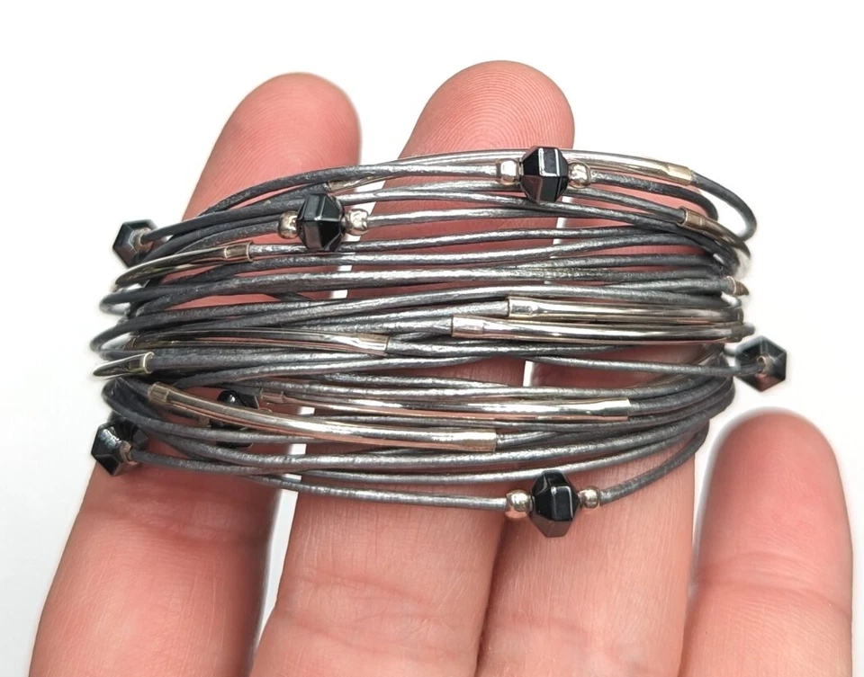 Pulsera SILPADA B2143 Plata de Ley Hematita Vidrio Cuero Gris Multi Hilo Foto 1 de 1