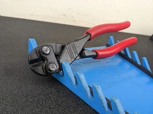 #bm441 Snap-on Tools RED Soft Grip 8" Heavy-Duty Wire Cutter Pliers HDWC8 - Picture 1 of 18