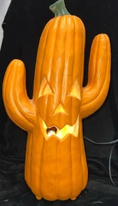 PUMPKIN SAGUARO Cactus HALLOWEEN FOAM BLOW MOLD , Works! 17" DD-5 - Picture 1 of 3
