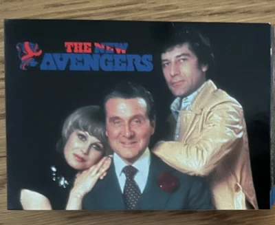 THE NEW AVENGERS TRADING CARD COLLECTION: 54 CARD BASE SET & OPENED BOX - Image 1 of 2