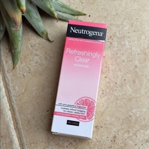 Neutrogena Feuchtigkeitscreme für zu Unreinheiten neigende Haut Grapefruit Hydration + Klarheit NEU - Bild 1 von 1
