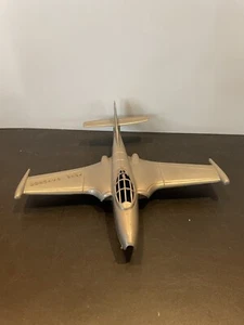 Vintage WW II Marx Playset F2H2 Banshee fighter Jet gray - Picture 1 of 7