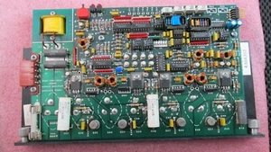 VARIAN 879458-02. M100. 25QV. MÓDULO SERVO AMPLIFICADOR  - Imagen 1 de 8