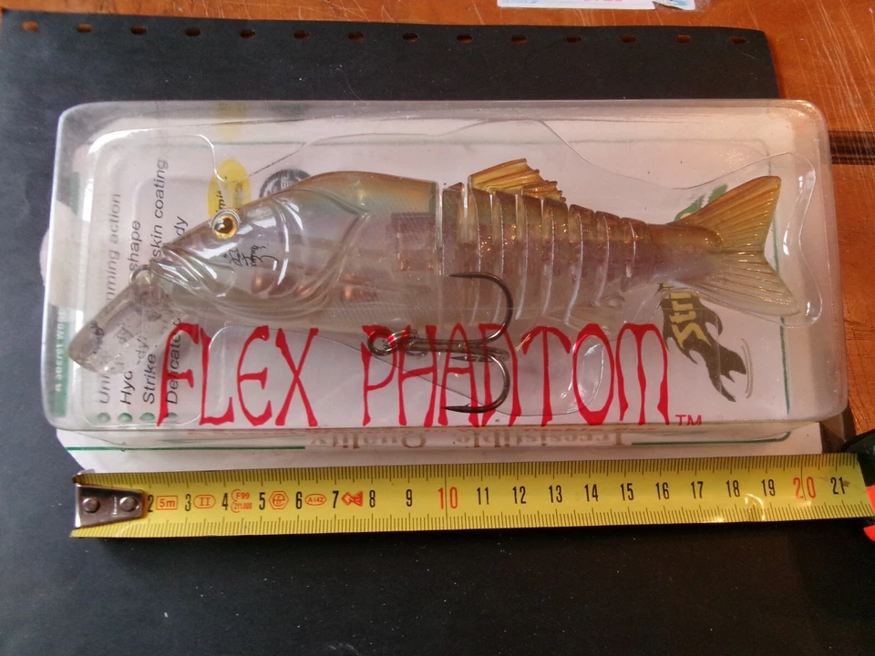 gros leurre de pêche 17 cm articulé neuf. - Photo 1/1