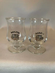 Baileys Irish Cream Gold Celtic Knot Stemmed Tulip Cordial Glasses Set of 2 - Picture 1 of 3