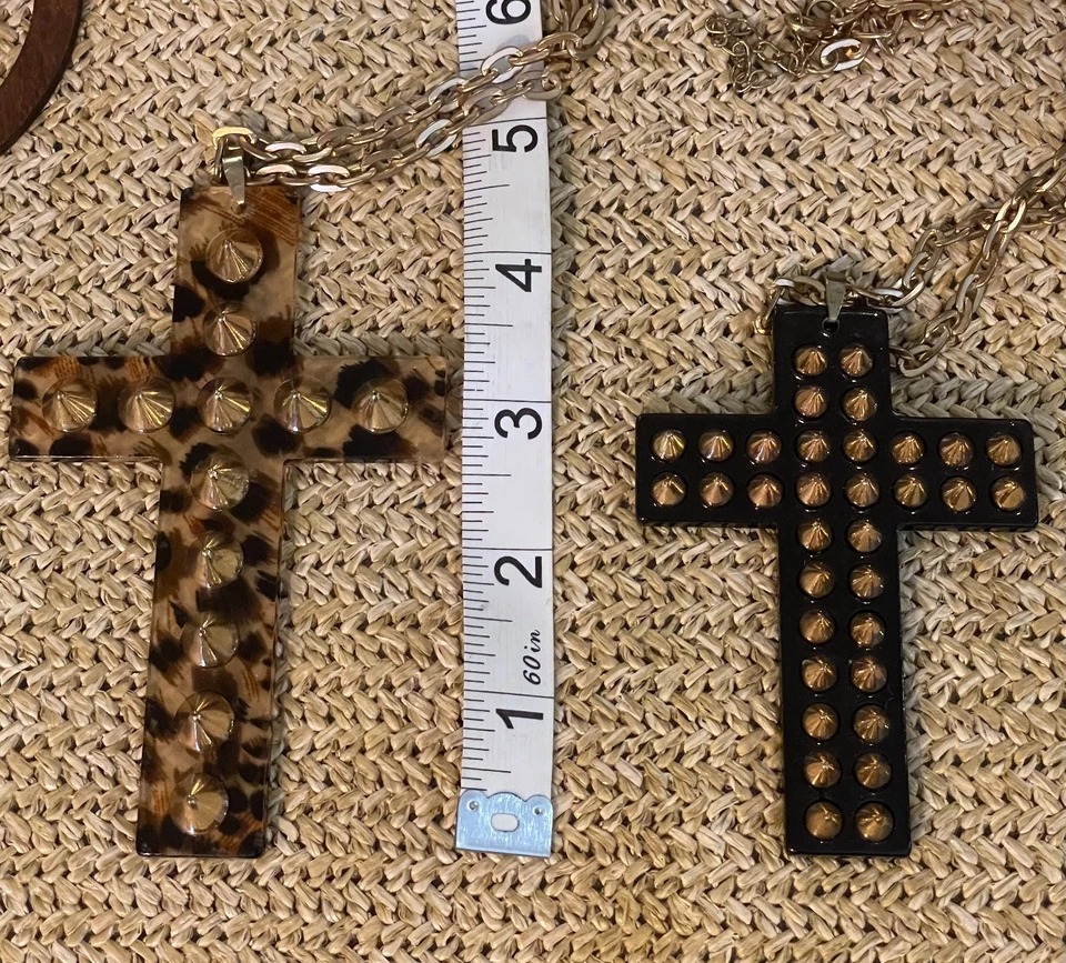 Colgantes cruces grandes de 2 piezas collares tachuelas negras doradas años 80 rock gótico Foto 1 de 4