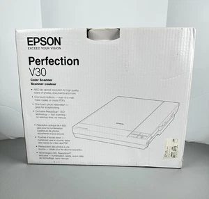 Epson Perfection V30 Color Flatbed Scanner New Sealed - Picture 1 of 14
