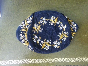 VINTAGE / ANTIQUE (?) VELVET SMOKING HAT - Picture 1 of 3