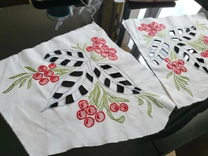 Broderie mécanique grande ajouré cerise récup création incrustation T4-17 - Picture 1 of 5