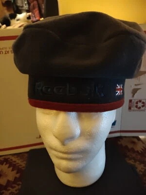 Vintage, Unique & Rare Women's Reebok Beret Hat OS Fleece NWOT - Изображение 1 из 3