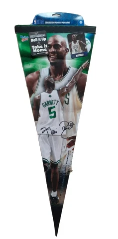 Kevin Garnett BOSTON CELTICS PREMIUM PENNANT limited edition 914/2008 NBA New Cover