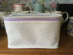 ⭐️CLINICA⭐️Plata Blanco Brillo VANIDAD ESTUCHE BOLSO TREN BOLSO - Imagen 1 de 11