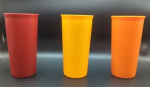 Set of 3 - Vintage 5" Tupperware Tumblers #116- Made in USA- - Picture 1 of 5