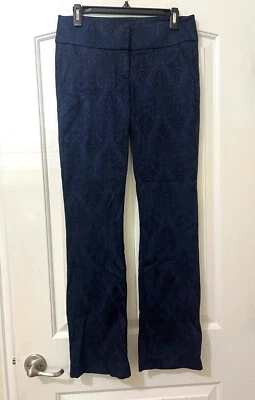 Pantalón de vestir BEBE jacquard azul y negro. Boot Cut Talla 6 Foto 1 de 4