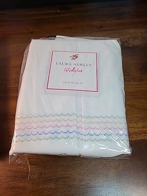 NEW LAURA ASHLEY Lifestyles Twin Size Bedskirt SUMMER HAVEN Pattern - Image 1 of 4