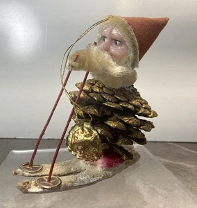 Vintage Putz Pfeifenputzer Tannenzapfen Skifahren Elfe Wichtel Weihnachtsschmuck - Japan - Bild 1 von 8