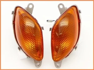 SUZUKI 2004 GSX1300R Hayabusa Genuine front turn signal set - Picture 1 of 10