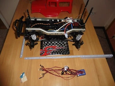 Tamiya 58405 Toyota Land Cruiser 40 CR-01 1:10 RC 300058405 - Bild 1 von 4